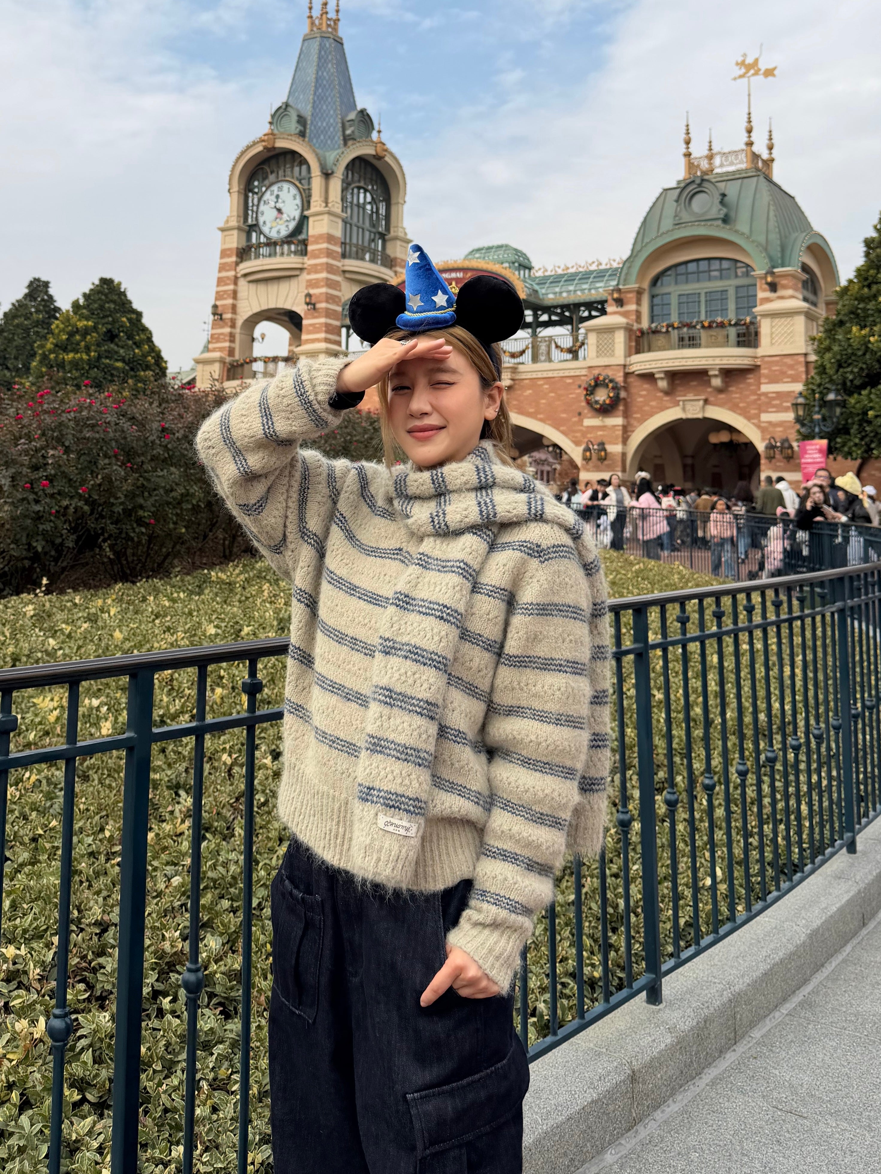 CCYE STRIPED V-NECK SWEATER & SCARF 2-PIECE KNIT SET