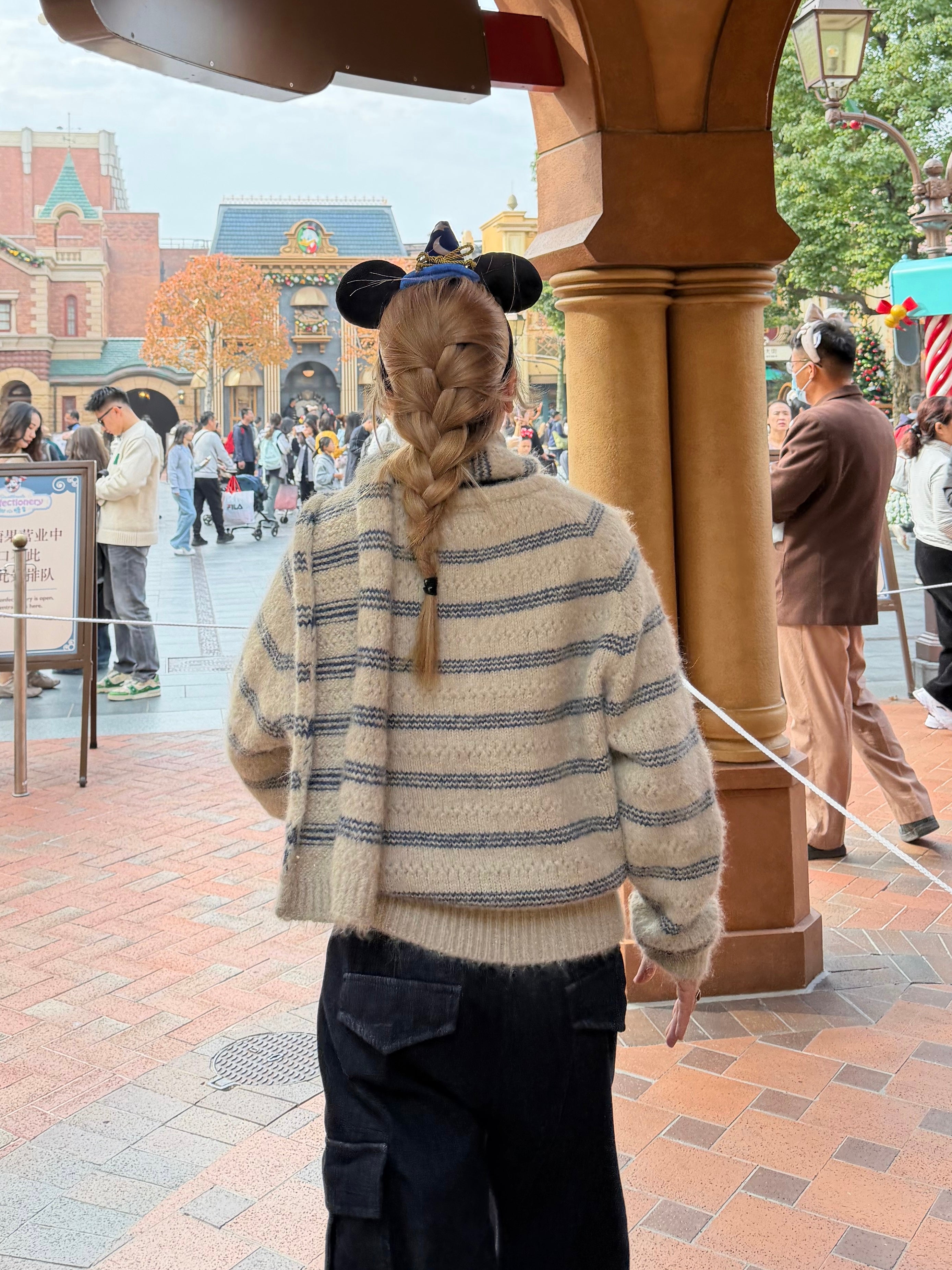 CCYE STRIPED V-NECK SWEATER & SCARF 2-PIECE KNIT SET