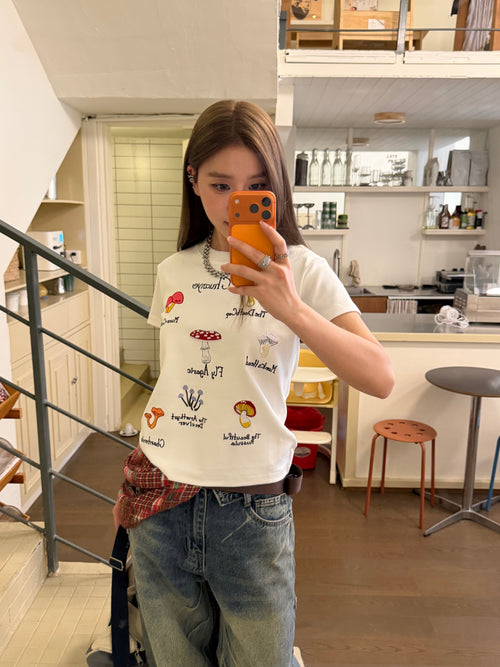 CCYE EMBROIDERED REGULAR SHOULDER SHORT SLEEVE TEE