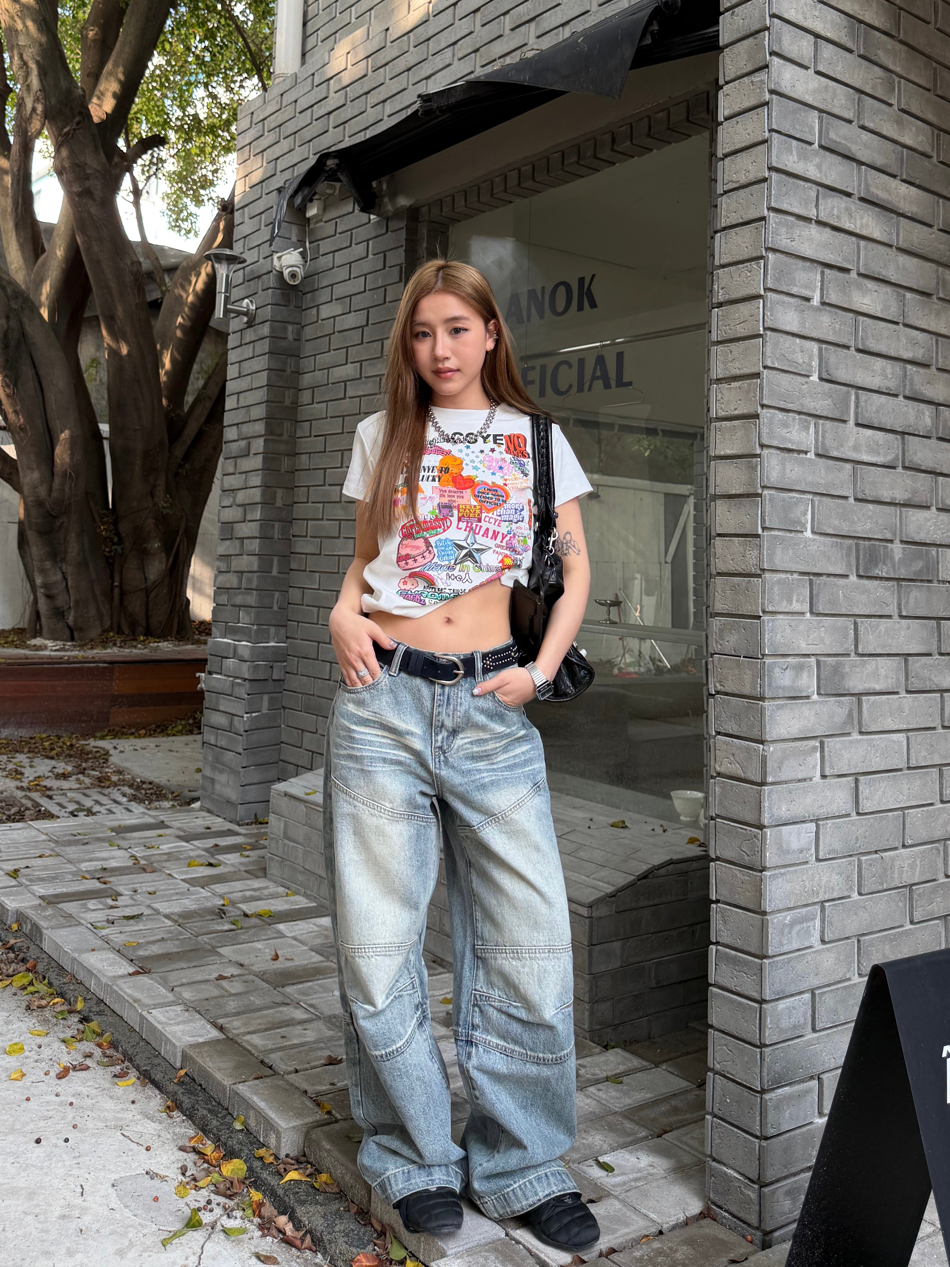 CCYE STRAIGHT LEG RELAXED FIT WASHED JEANS, AMERICAN STYLE PATCHWORK & APPLIQUÉ DESIGN