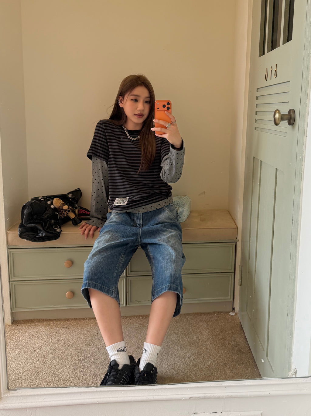 CCYE　FAKE TWO-PIECE REGULAR SHOULDER LONG SLEEVE TEE