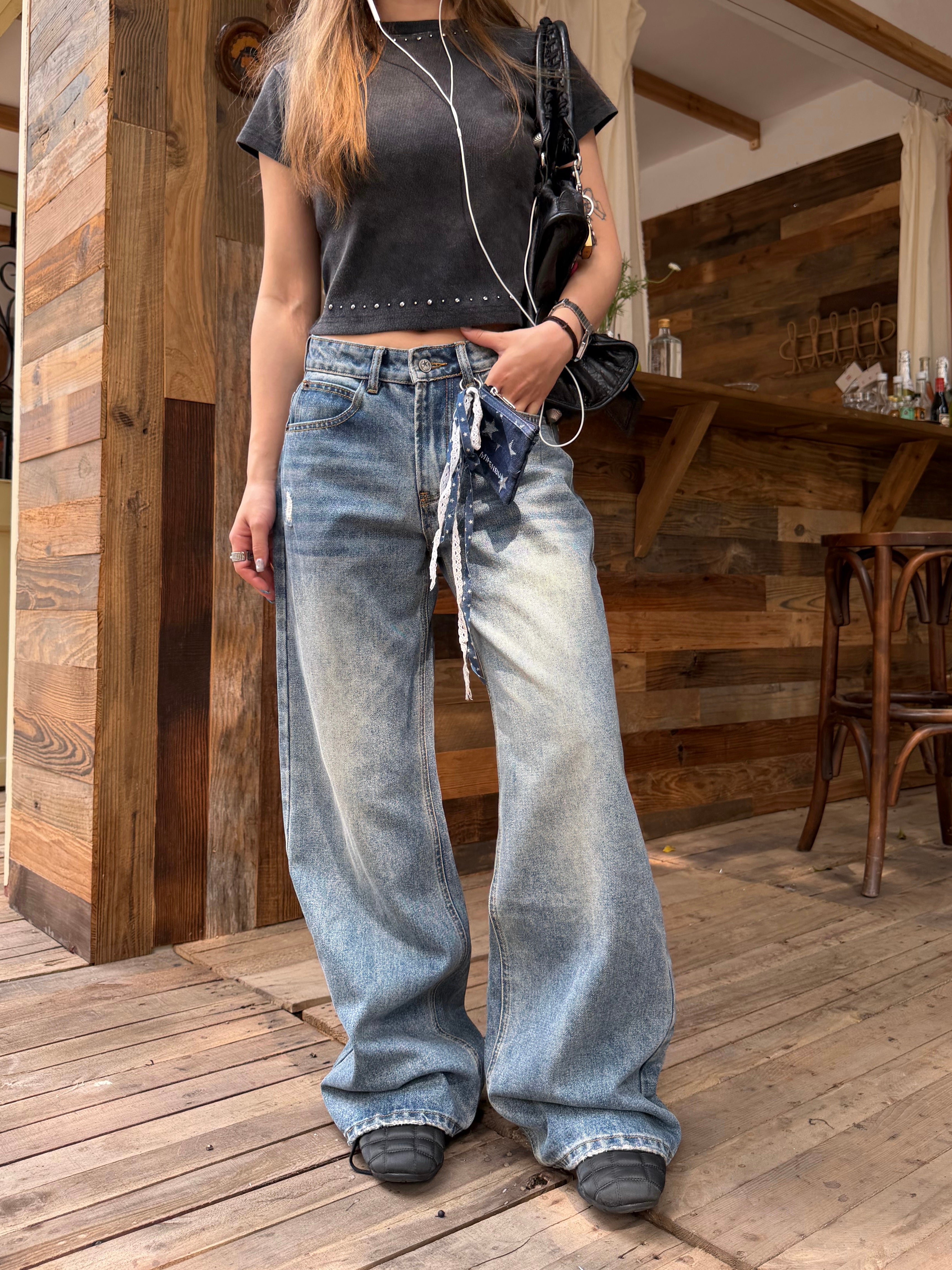 CCYE LOW-RISE STRAIGHT STAR PATTERN JEANS